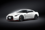 Nissan GT-R Nismo is now official and very fast!